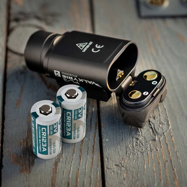 Olight PL-3 Valkyrie prožektorius ant pistoleto