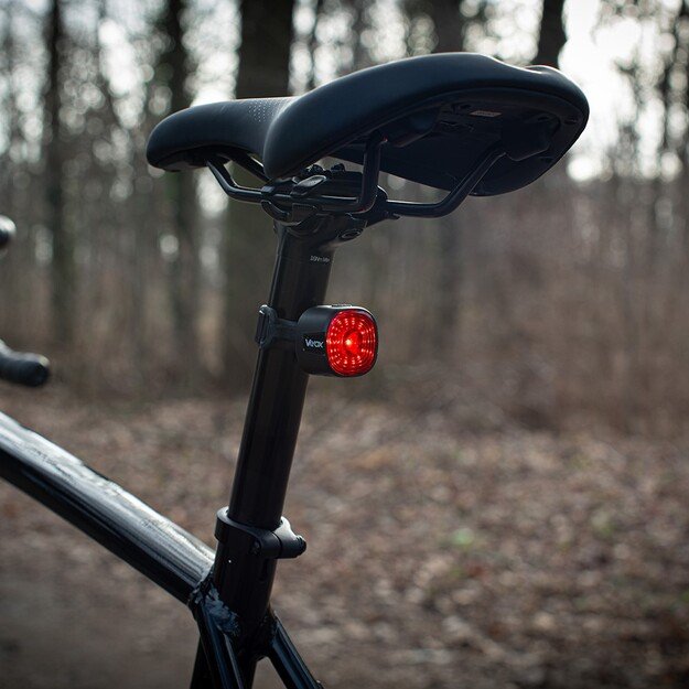 Задний велосипедный фонарь Vayox SMART USB-C 400mAh VA0157