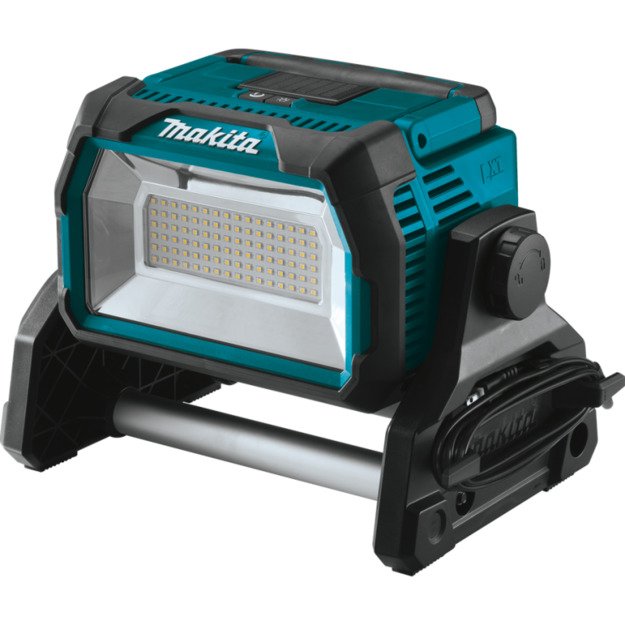 MAKITA DML809 rechargeable LED floodlight