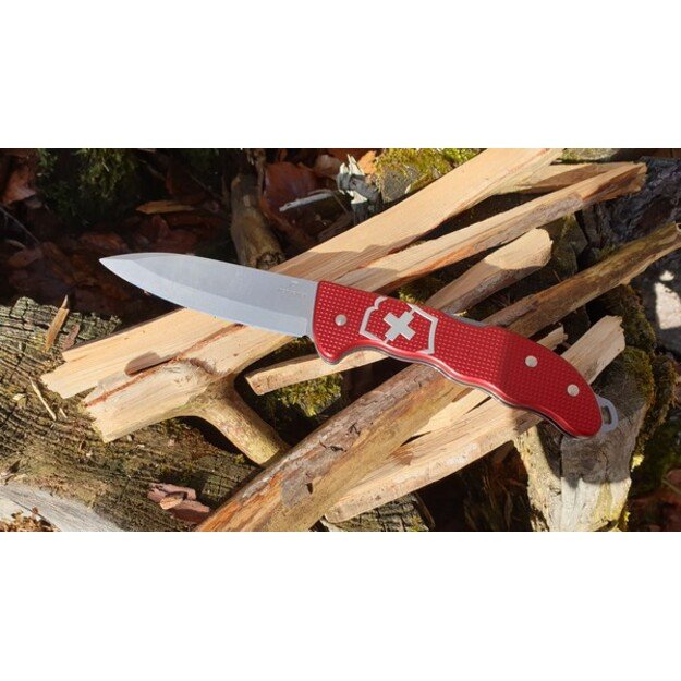 Нож Victorinox Hunter Pro Alox 0.9415.20 Красный