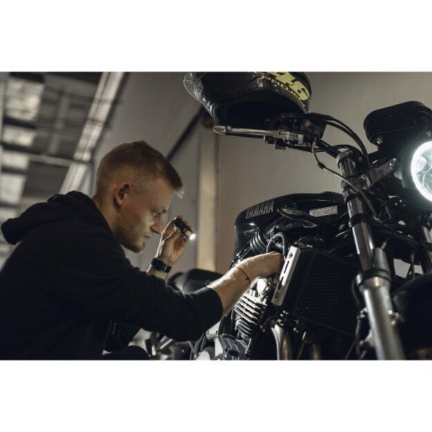 Фонарь Armytek Prime C1 Pro 930 лм F07901W