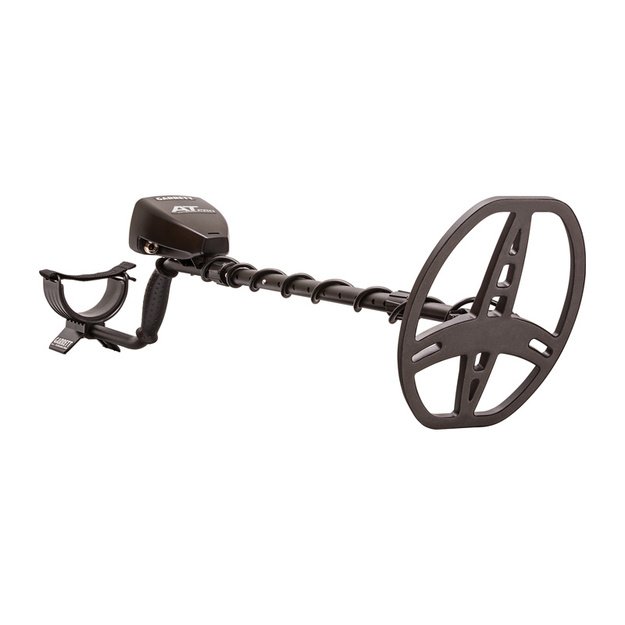 Garrett AT Pro-International metal detector