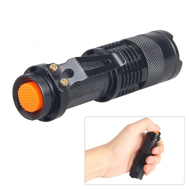 Red light flashlight