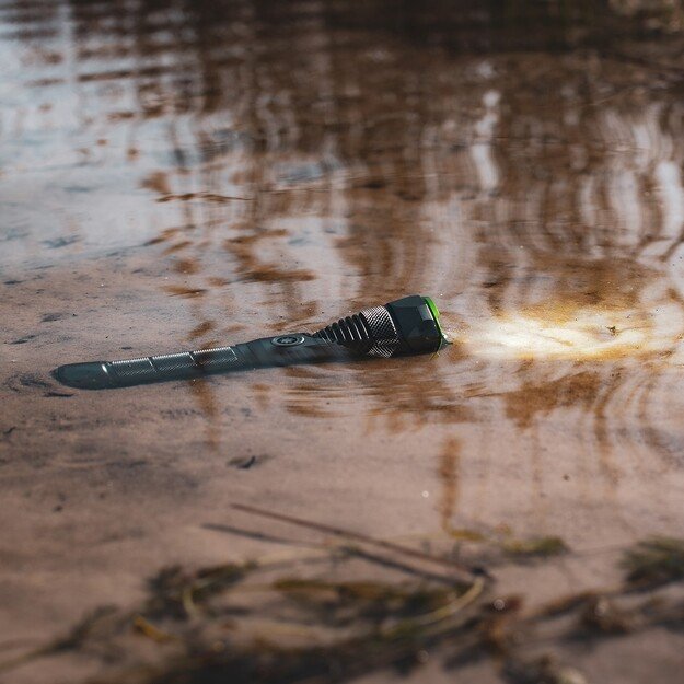 Vayox Pro Series Tactical Flashlight 3000lm IPX7 30W LED SMD VA0364