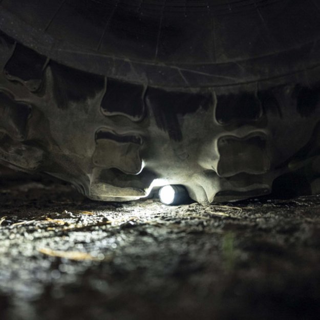 Armytek Parma C2 Pro žibintuvėlis 1500lm F09804C