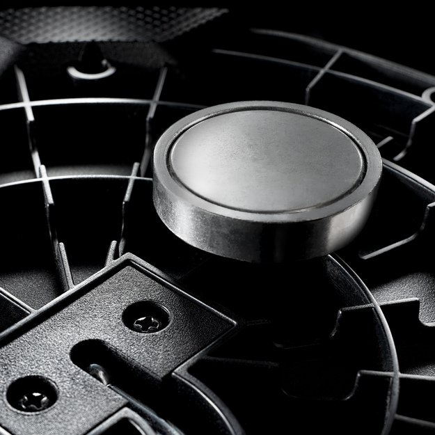 Unilite MTB-10000 darbinis įkraunamas šviestuvas 10000lm