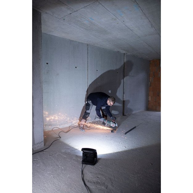 Светодиодный гибридный прожектор строительной конструкции 6050 MH 60 Вт, 6200 лм, совместимый с батареями 18 В.