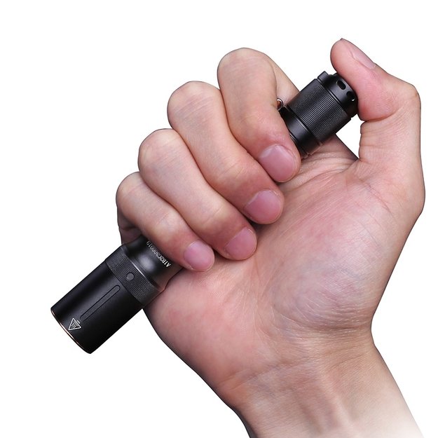 Фонарик Fenix E20 V2.0