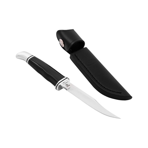 Buck 102 Woodsman, a classic hunting knife