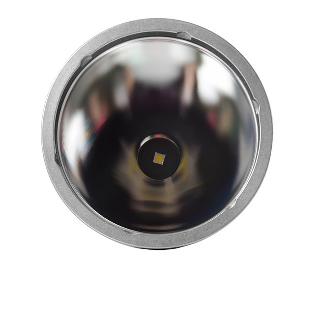 Armytek Barracuda V2 prožektorius, šaltai balta