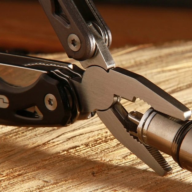 Daugiafunkcinis peilis - įrankis True Utility Seven