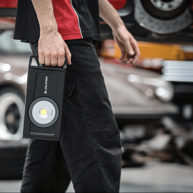 Ledlenser iF8R pakraunamas prožektorius