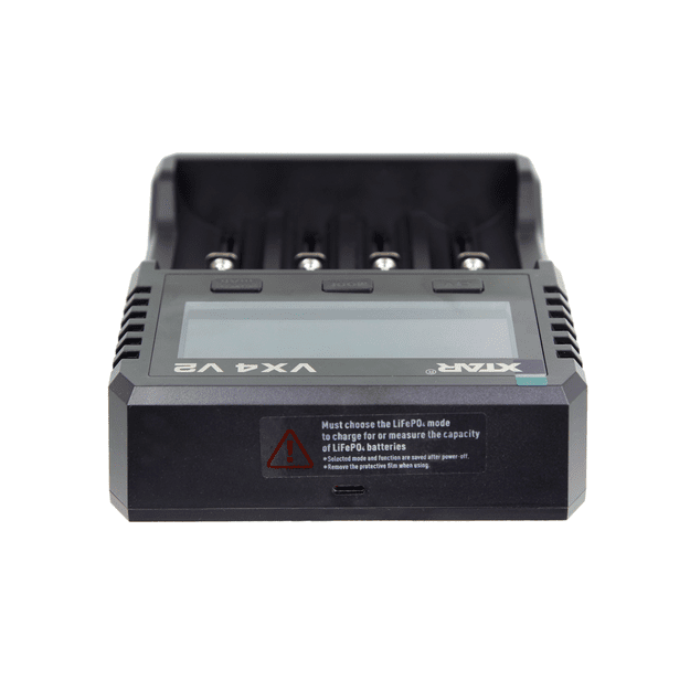XTAR VX4 V2 Li-ion 1,5 V / 3,6 V / 3,7 V / Li-FePO4 / Ni-MH akumuliatorių įkroviklis komplekte su maitinimo šaltiniu