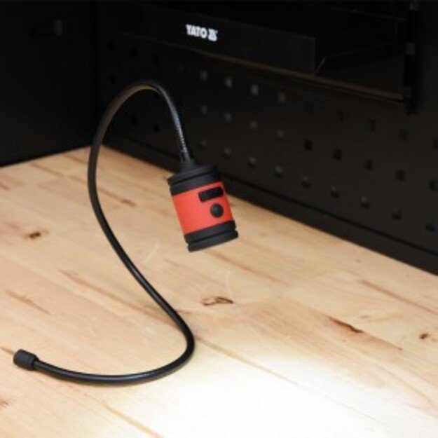 Lanksti įkraunama lempa su magnetu