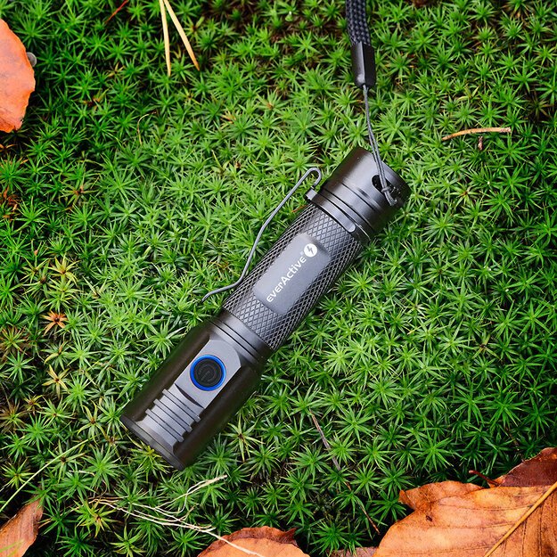 EverActive FL-2000R Buddy įkraunamas LED rankinis žibintuvėlis