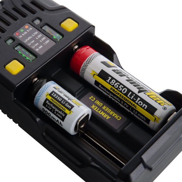Armytek Uni C2 baterijų įkroviklis