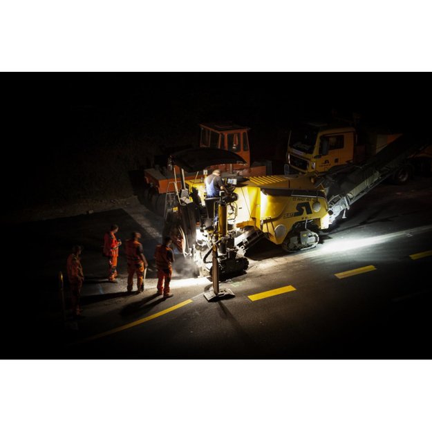 Ledlenser SOLIDLINE SAL2R pastatomas kraunamas žibintuvėlis 502742