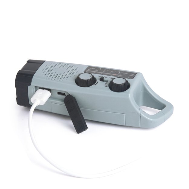 Avarinis radijas su žibintuvėliu, LED lempute, generatoriumi