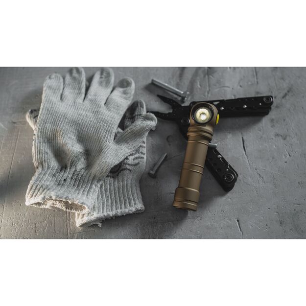 Armytek Wizard C2 Pro žibintuvėlis 3in1 2500lm Sand F08701CS