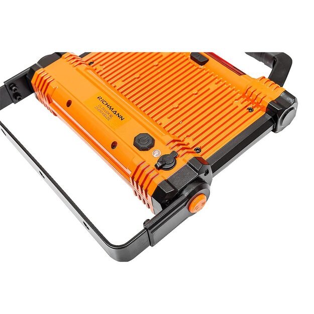 Лампа рабочая 30Вт 2800лм, аккумуляторная