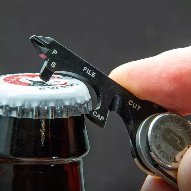 True Utility MiniMalist Multi-tool 7-IN-1 TU208