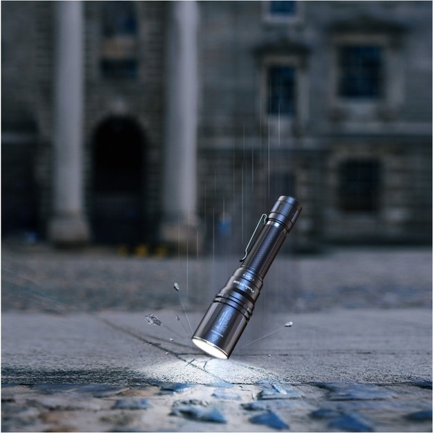 Fenix HT30R LEP lazerinis žibintuvėlis