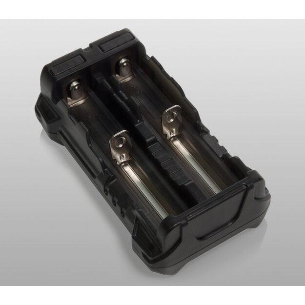 ARMYTEK Handy-C2 Pro akumuliatorių įkroviklis 