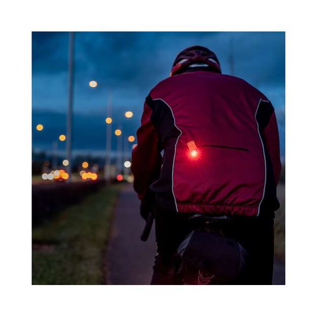 Olight Oclip Pro įkraunamas žibintuvėlis 500lm Purple