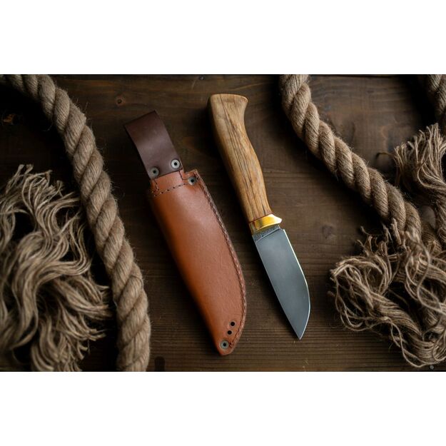 Rankų darbo peilis, D2 plieno