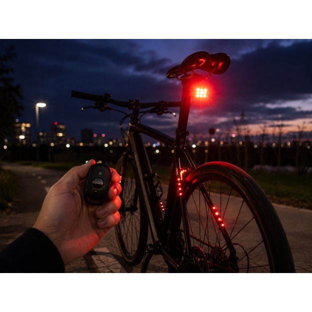 LED RGB stroboskopinės lemputės su nuotolinio valdymo pulteliu – 2 VNT RINKINYS