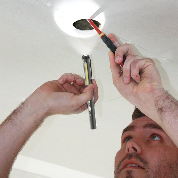 Scangrip WORK PEN 200 R Перезаряжаемый светодиодный фонарик с точным верхним светом 03.5127