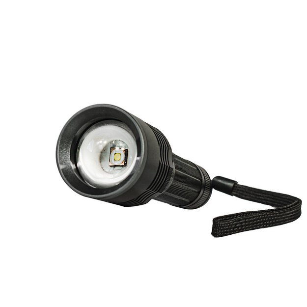 Technik P26 V2+ USB-C 1000 liumenų žibintuvėlis