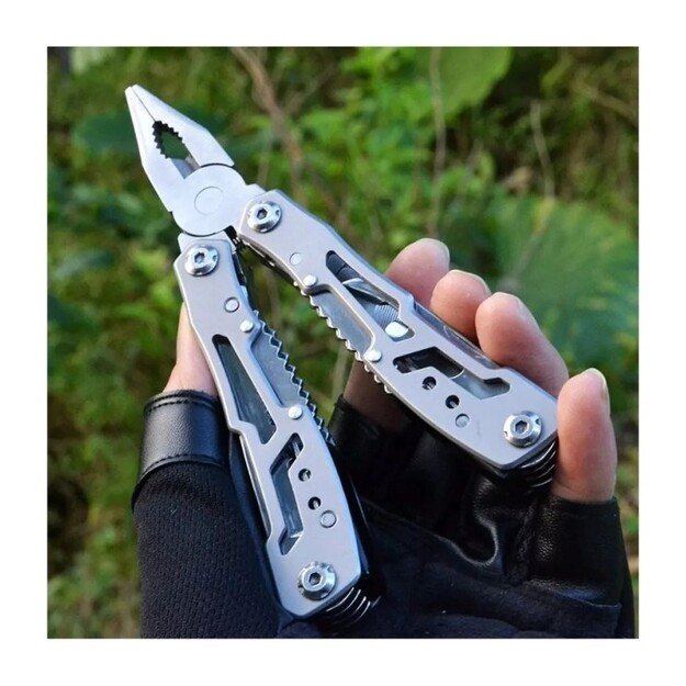 Survival kit for emergency situations and outdoor