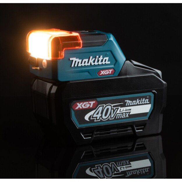 Аккумуляторный светодиодный прожектор MAKITA ML011G 40V MAX XGT