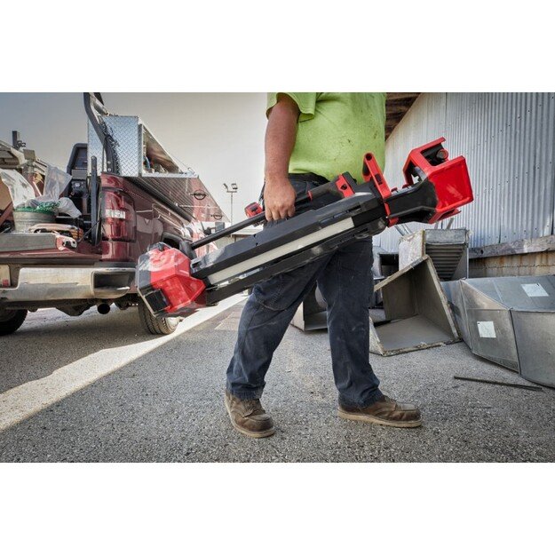 MILWAUKEE M18 HOSALC-0 light and charger