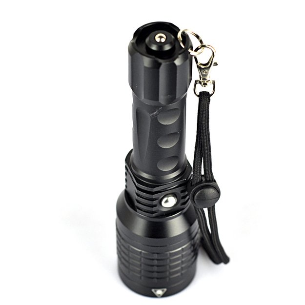 Prožektorius su raudonu lazeriu