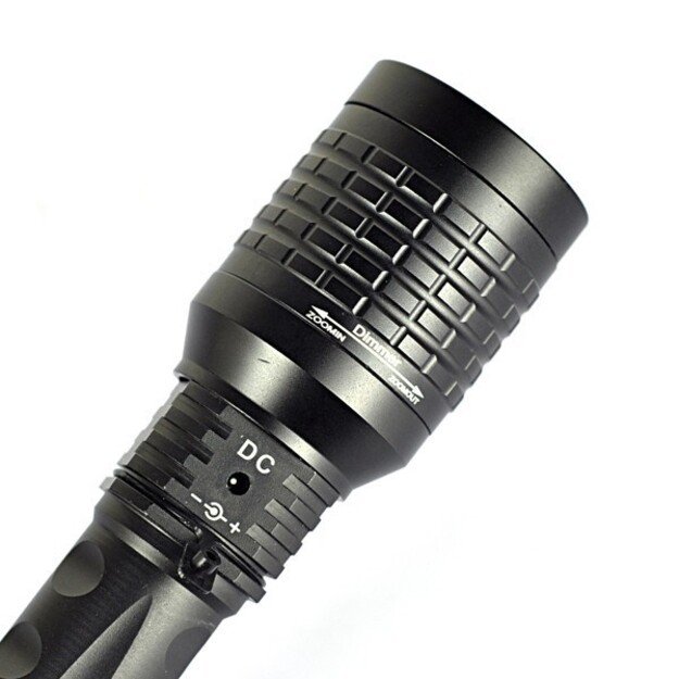 Prožektorius su raudonu lazeriu