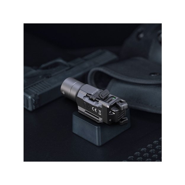 Fenix GL19R V2.0 žibintuvėlis ant pistoleto