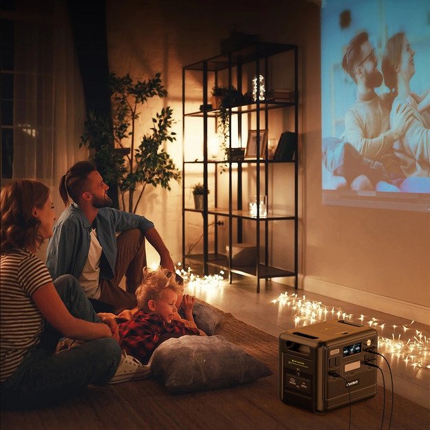 Choetech BS008 2400W kintamosios srovės maitinimo stotis - juoda