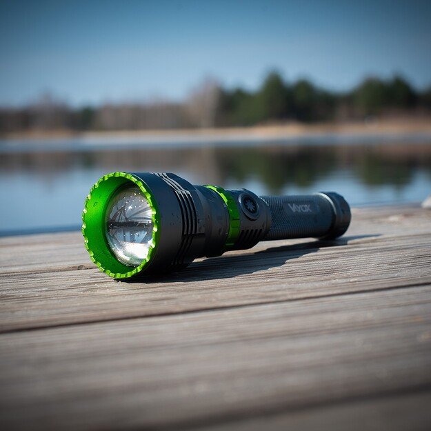 Vayox Pro serijos taktinis žibintuvėlis 1000lm IPX7 10W LED SMD VA0363