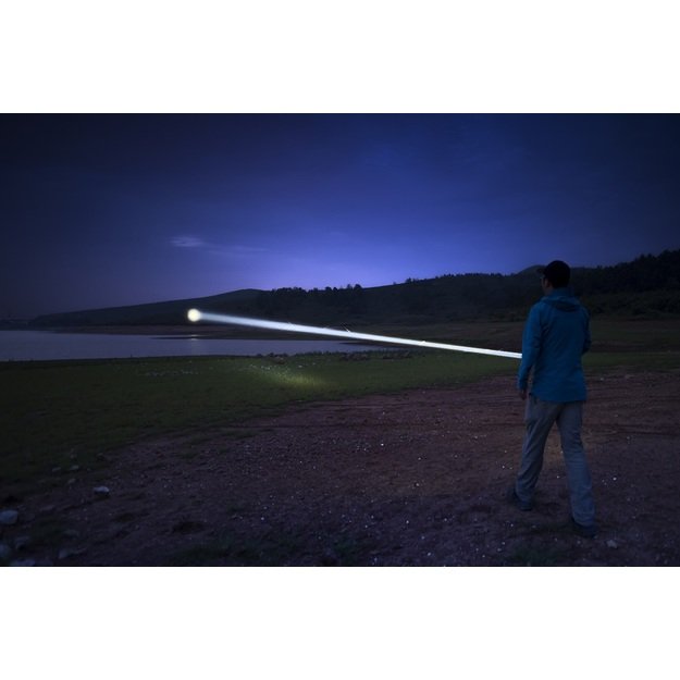 Фонарь Weltool W4 Ultra-Throw 2670 метров LEP (батарея в комплекте) (холодный белый)