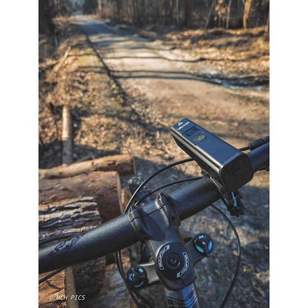 Велосипедный фонарь VAYOX 1300 лм IPX6