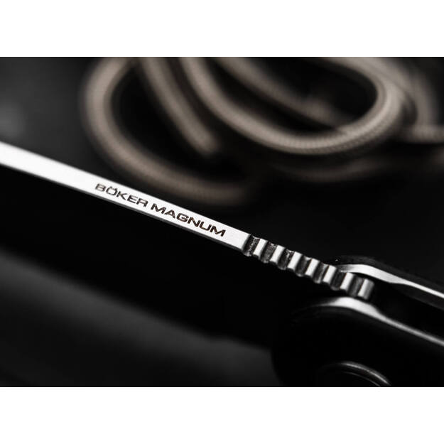 Boker Magnum Cliff Wharn 440B knife 01BM0002