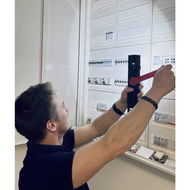 Brennenstuhl darbinis žibintuvėlis su dinama 10W, 600-180lm HL600AD