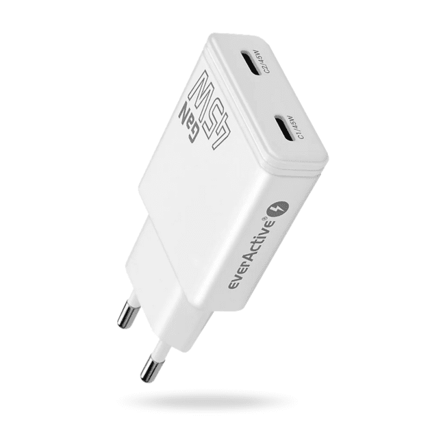 Настенное зарядное устройство everActive GaN SUPER SLIM SC-465Q с двумя портами USB-C PD мощностью 45 Вт.