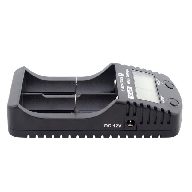 LC-2100 EverActive universalus, ličio-jonų akumuliatorių pakrovėjas 