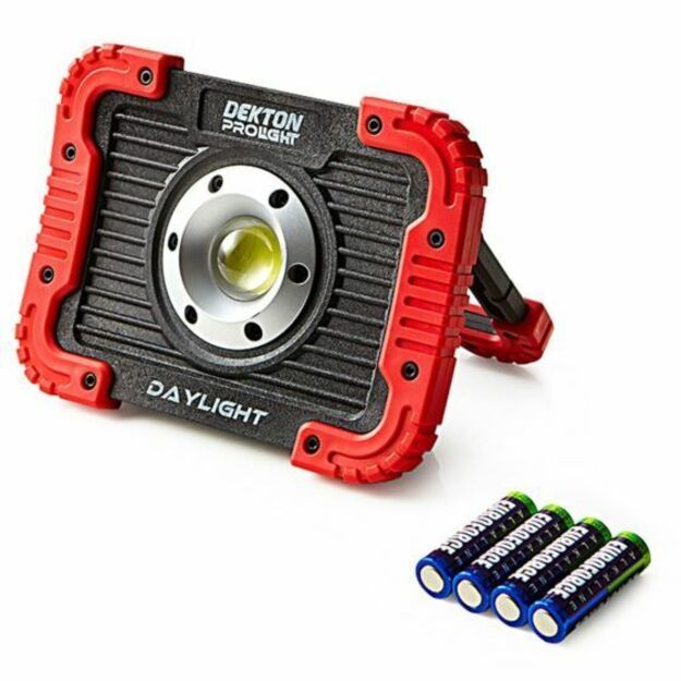 Dekton darbinis žibintas 750lm su baterijomis