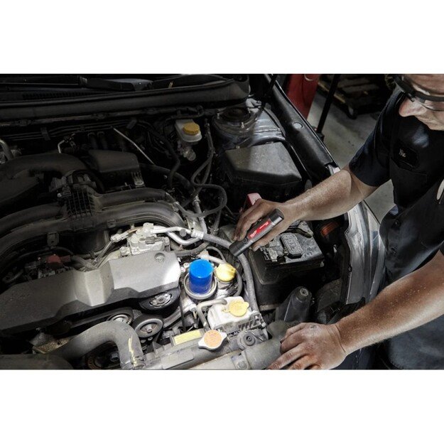 MILWAUKEE L4 FMLED-301 800lm LED žibintuvėlis