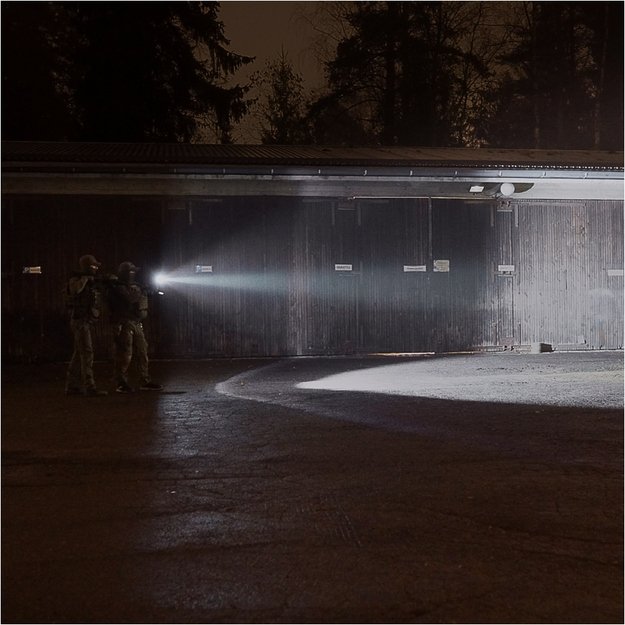 Fenix GL23R žibintuvėlis ant pistoleto