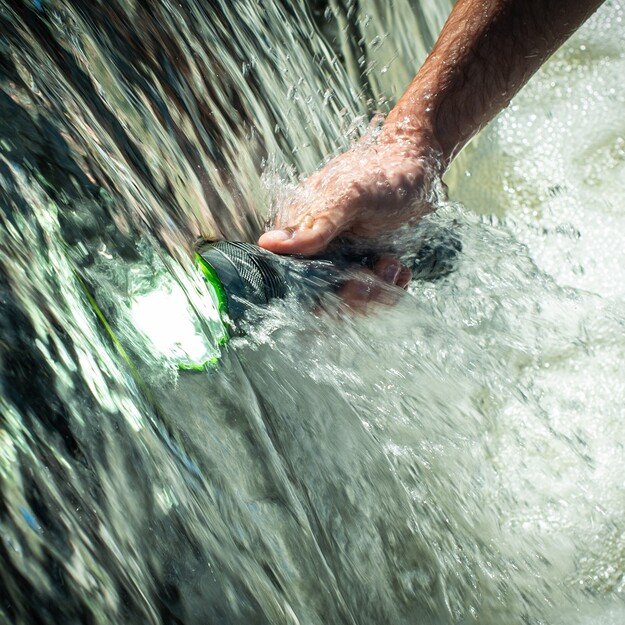 Vayox flashlight 10000lm COB LED 2600mAh IPX7 VA0254